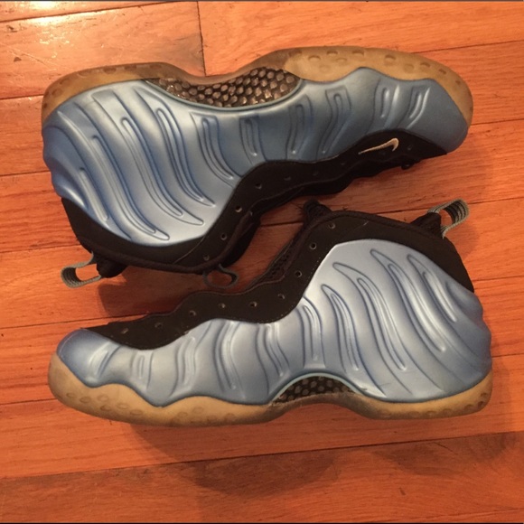 sky blue foamposites